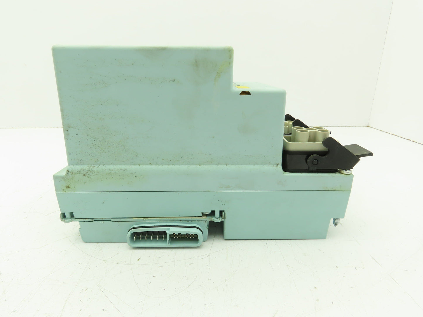 Siemens 3RK1304-0HS00-8AA0 ASM Disconnect Module 400V 25A 3Ph W/ Backplane Bus