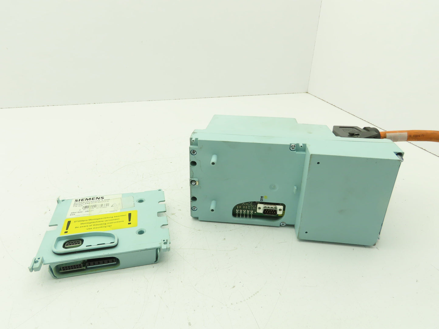 Siemens 3RK1304-0HS00-7AA0 F-RSM Disconnect Module 400V 16A 3Ph