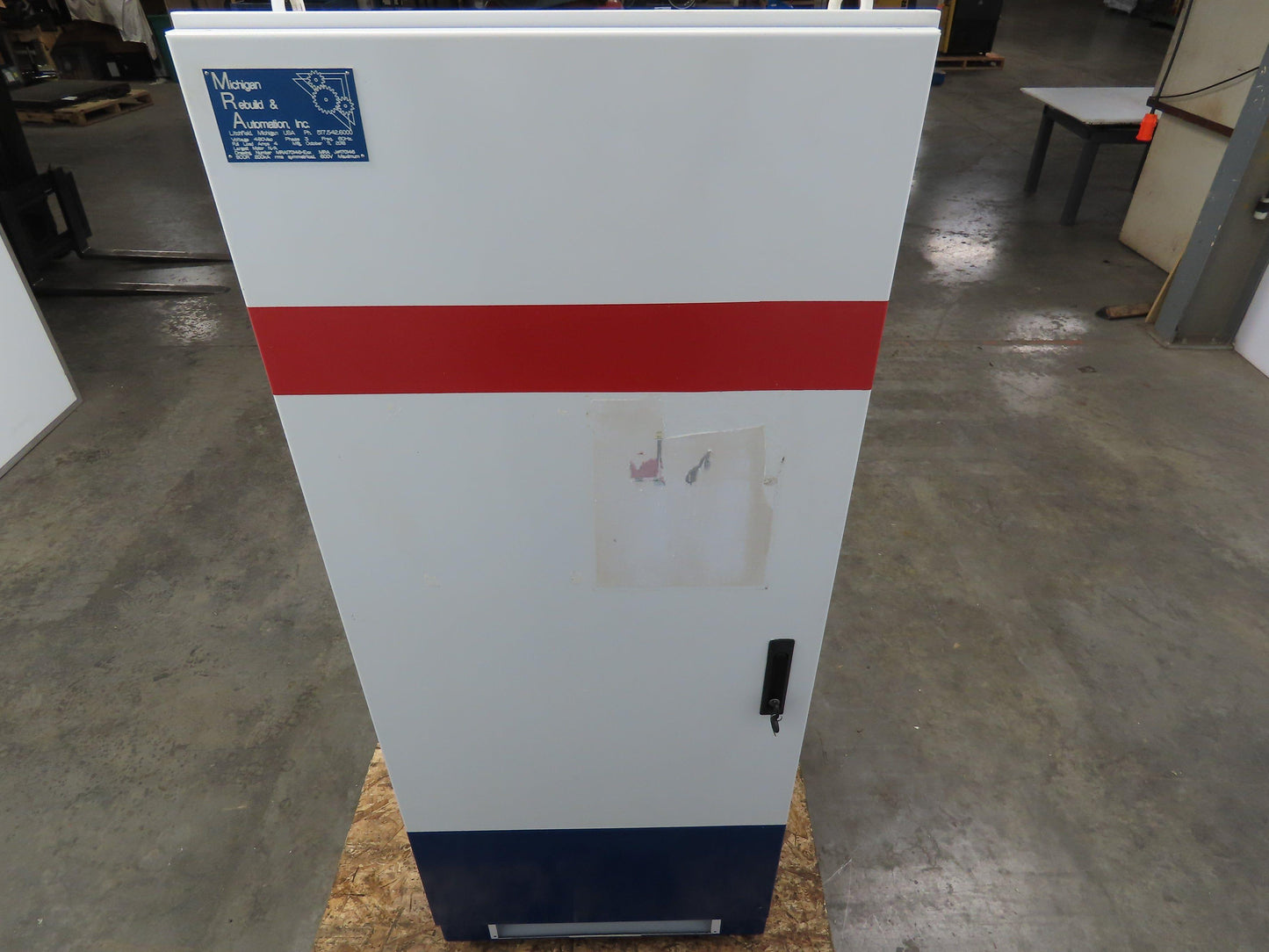 Saginaw SCE-66ST2626WS Slope Top Workstation Electrical Enclosure 66x26x26"