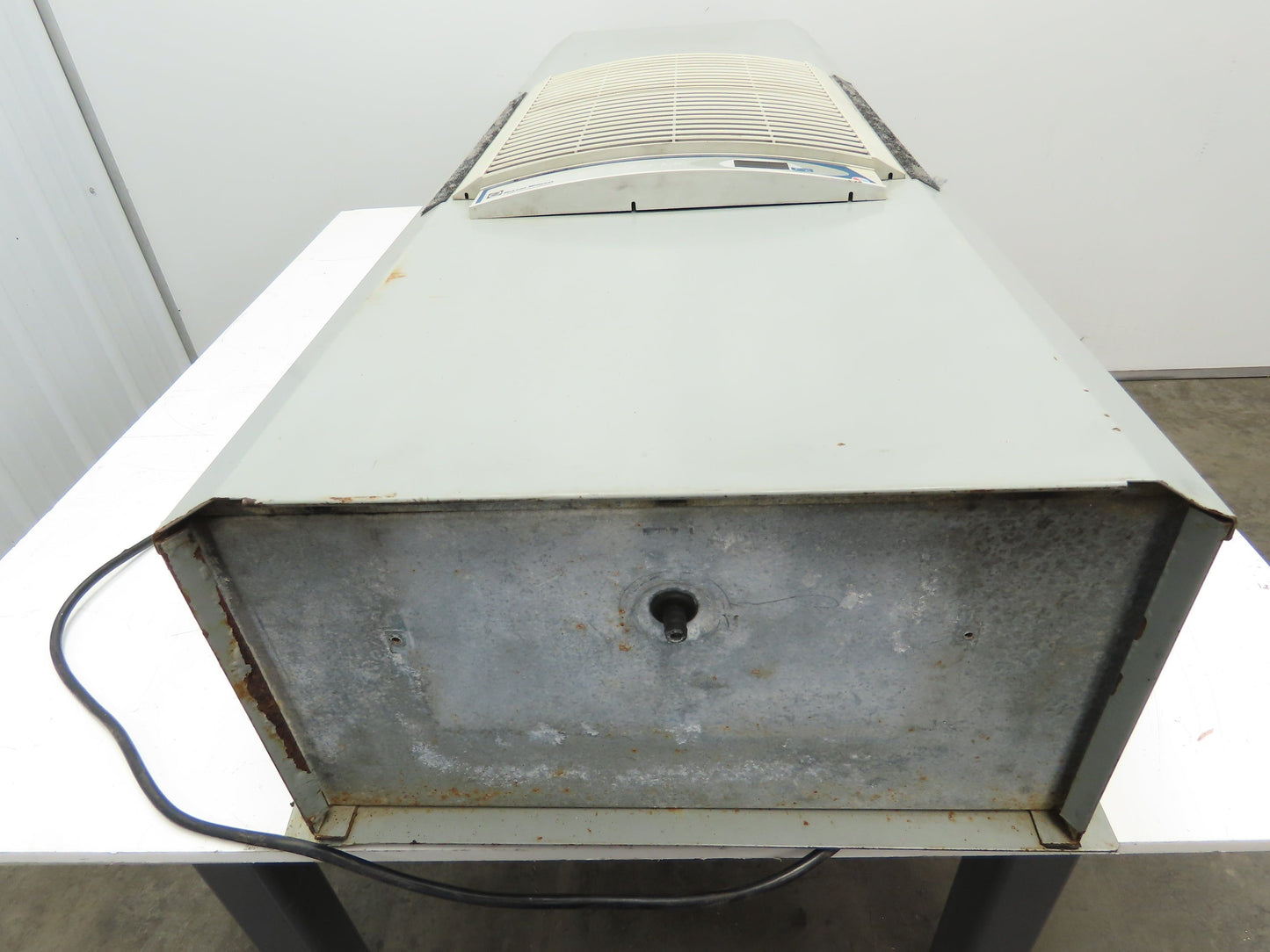 Mclean Midwest M52-0816-032 Electronic Enclosure Air Conditioner 8000 BTU 115V