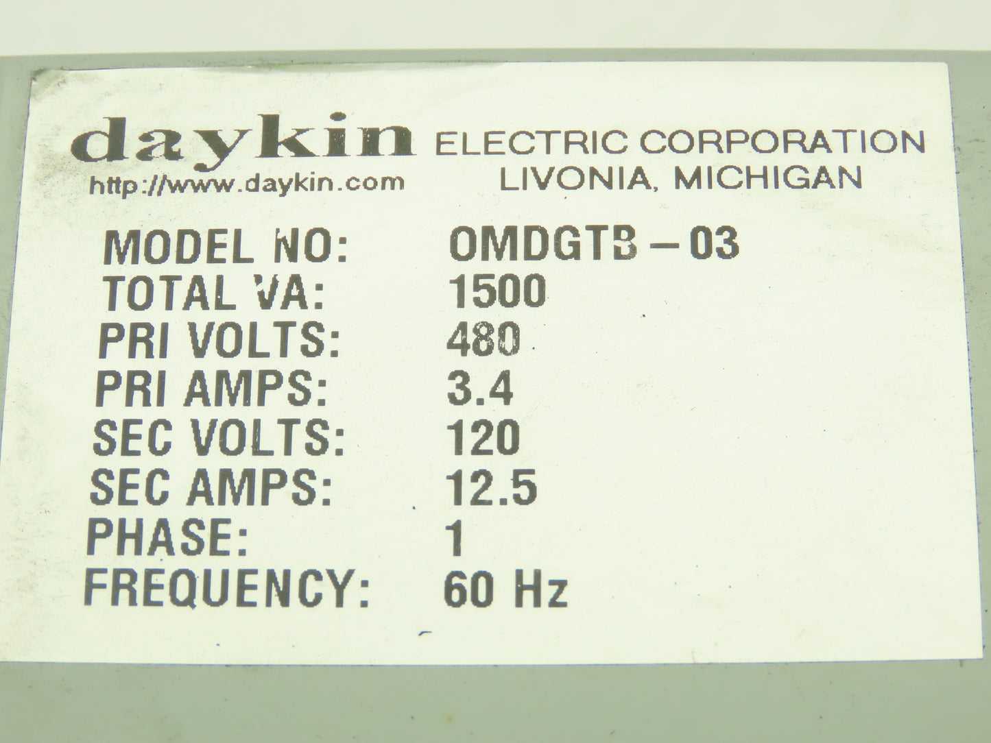 Daykin OMDGTB-03 Step-Down Transformer 1500VA 480V To 120V Disconnect