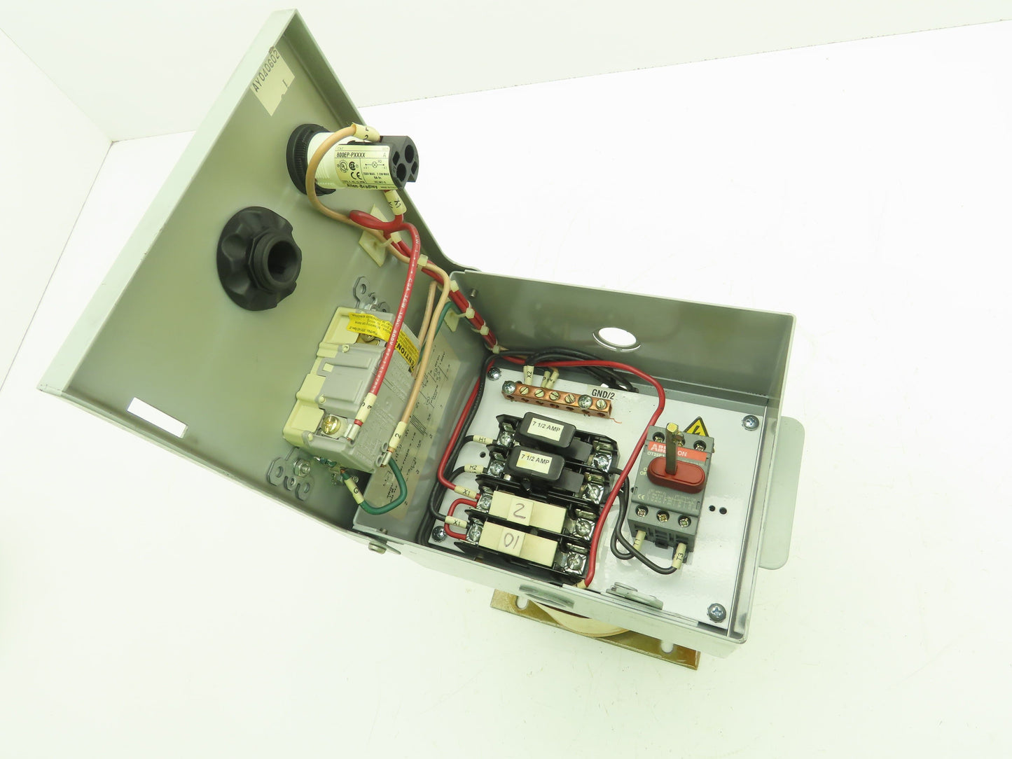 Daykin OMDGTA-03 Step-Down Transformer 1500VA 480V To 120V GFI Outlet Disconnect