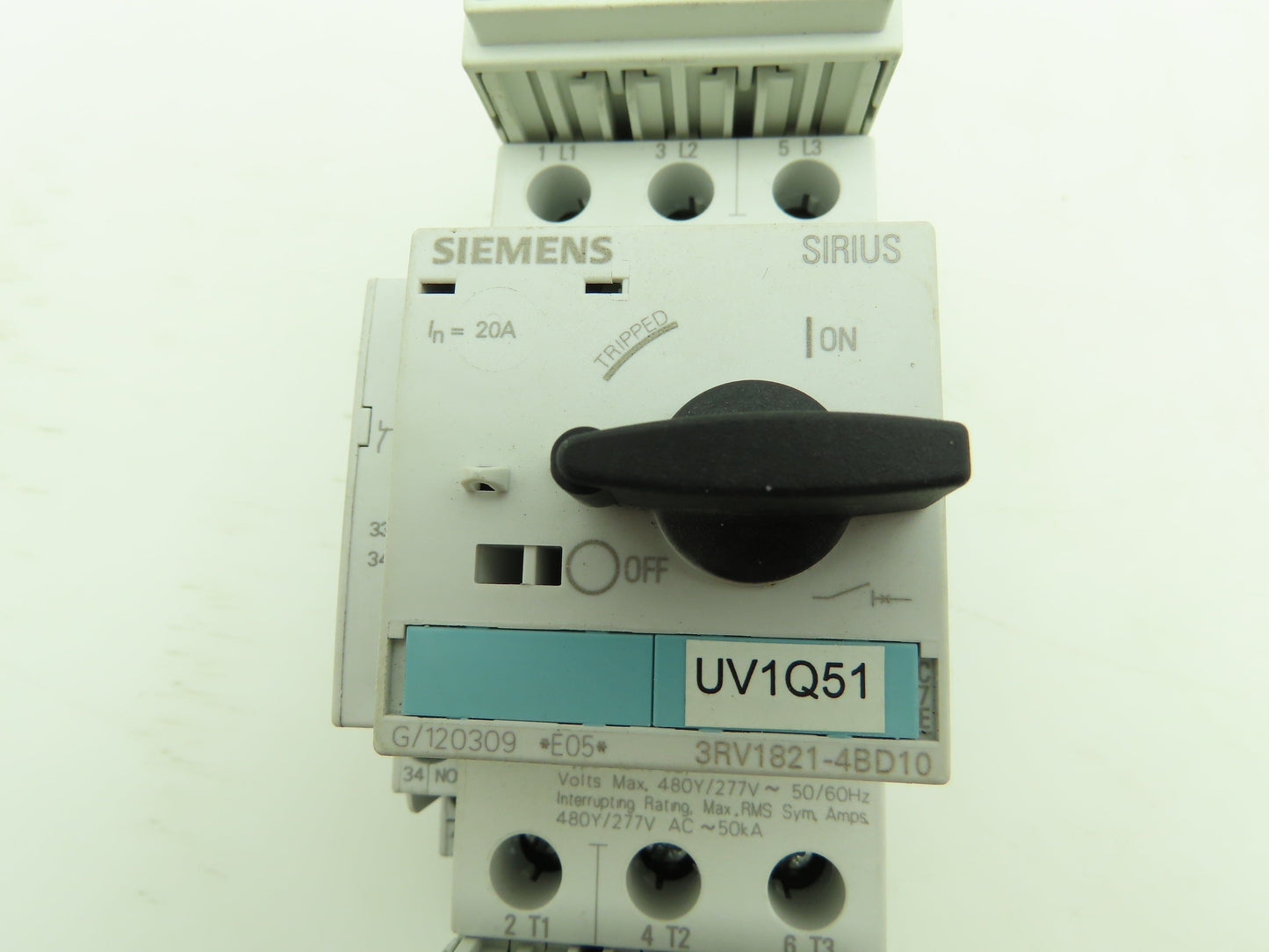 Siemens 3RV1821-4BD10 Circuit Breaker 3Ph 20A 480V Din Rail Mount