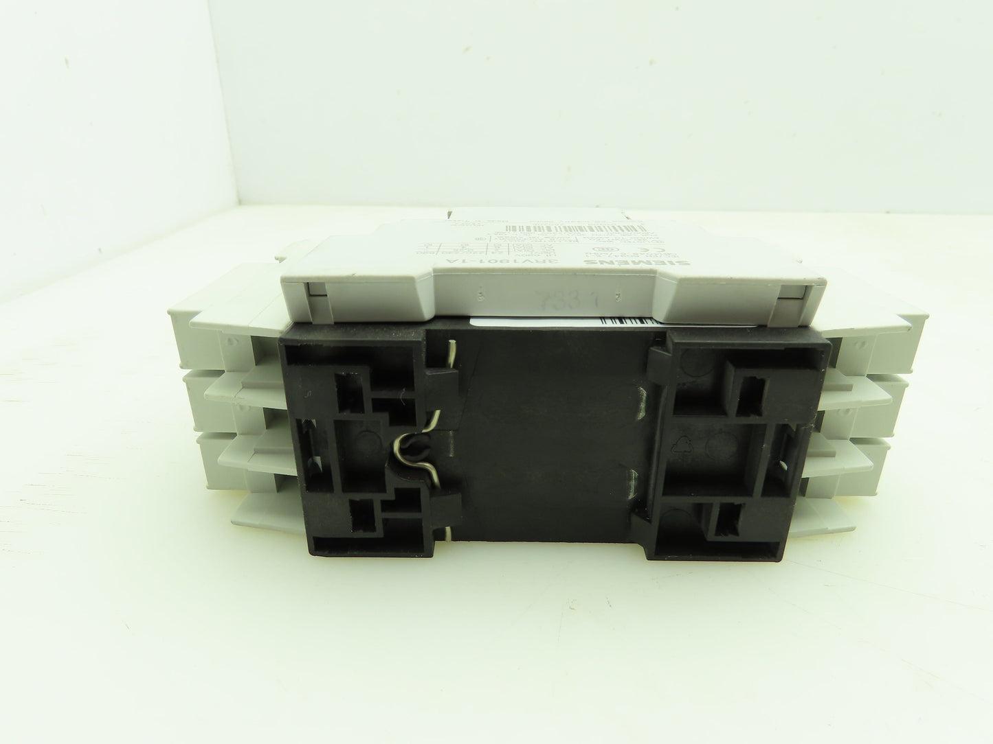 Siemens 3RV1821-4BD10 Circuit Breaker 3Ph 20A 480V Din Rail Mount