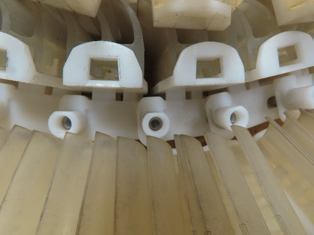 POM Side-Flexing Plastic Rubber Top Conveyor Chain 3" x 30'