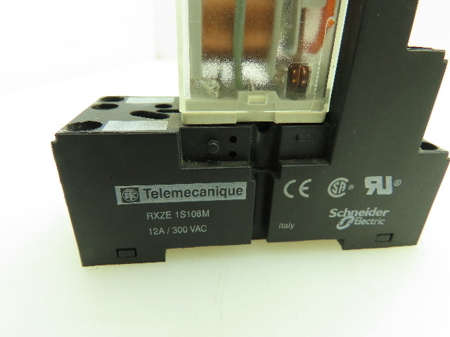 Telemecanique RXL2A12B2BD Ice Cube Relay and Socket 2 Pole 24VDC Lot of 2