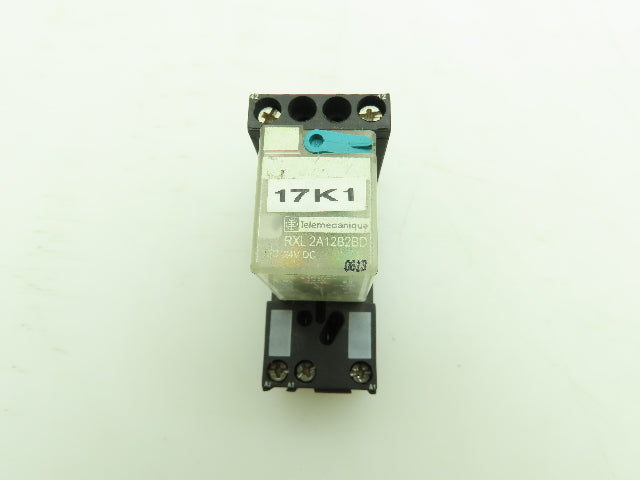 Telemecanique RXL2A12B2BD Ice Cube Relay and Socket 2 Pole 24VDC Lot of 2