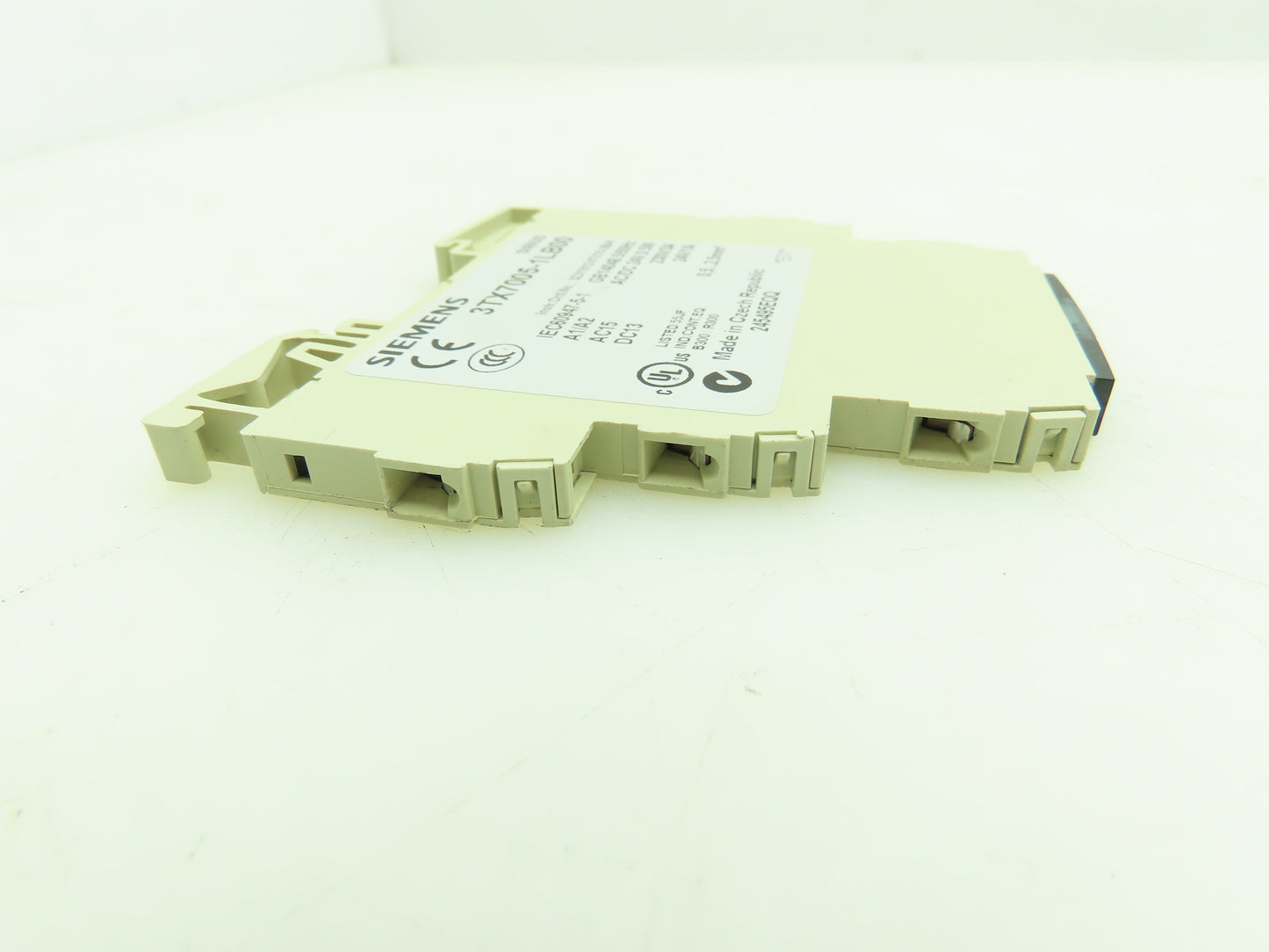 Siemens 3TX7005-1LB00 Sirius Interface Relay 24VDC Coil 230V 3A Rating