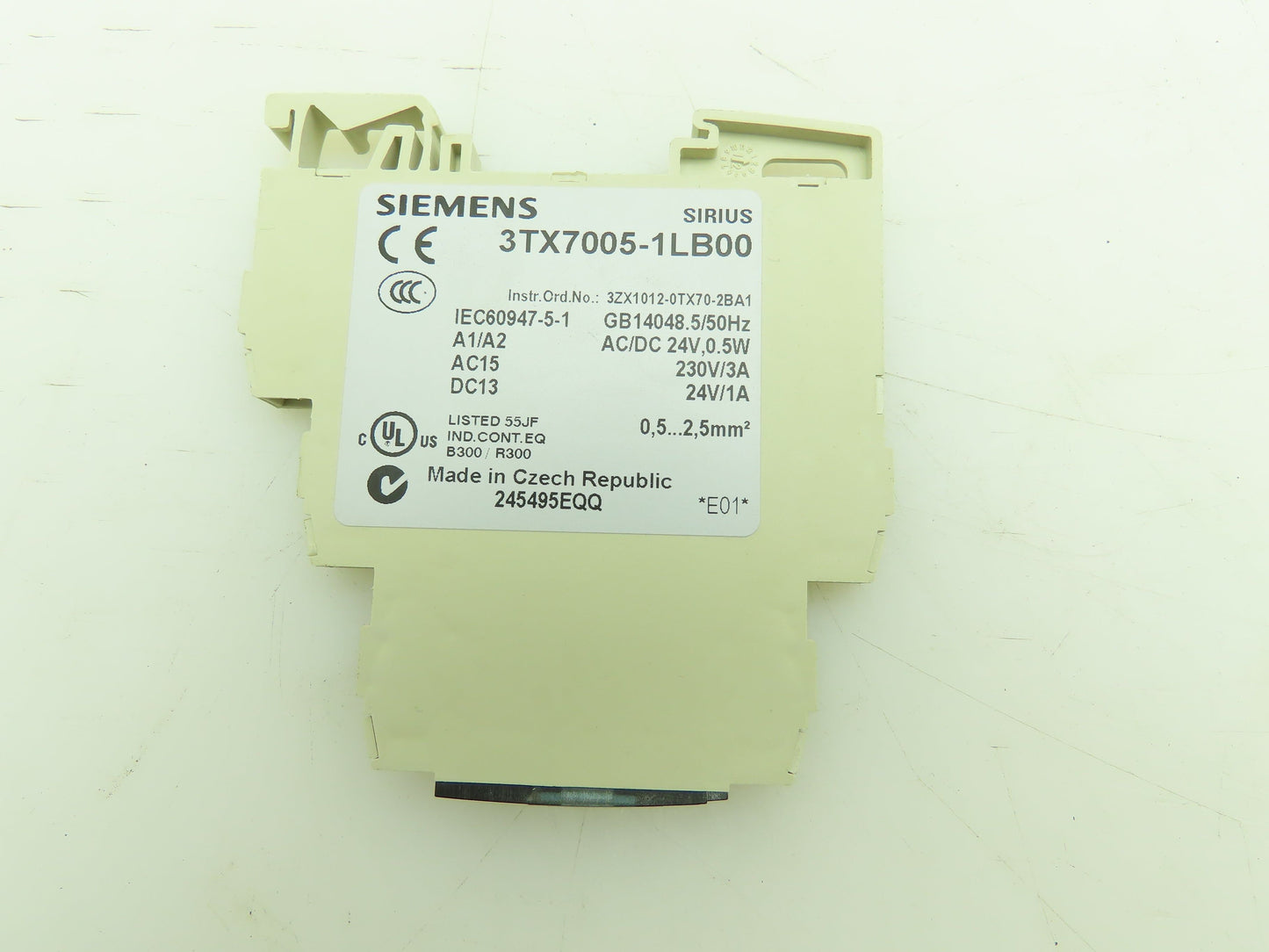 Siemens 3TX7005-1LB00 Sirius Interface Relay 24VDC Coil 230V 3A Rating