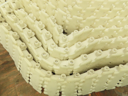 Rexroth VarioFlow Curve Conveyor Flexible Chain POM Plastic 3"x 60' White