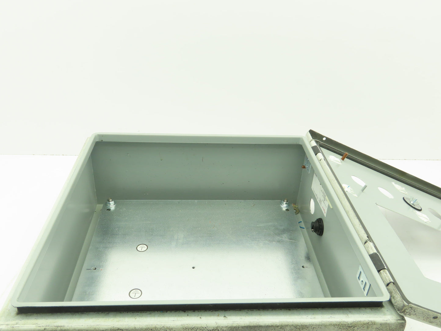 Hoffman CSD16166 Electrical Enclosure 16x16x6" Wall Mount Panelview 700 8.5x6"