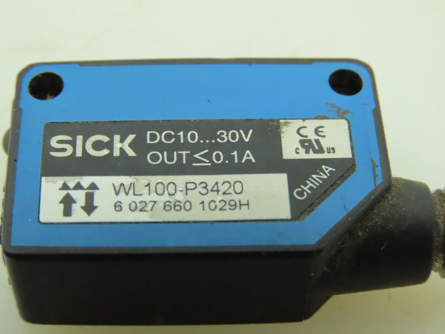 Sick WL100-P3420 Photoelectric Sensor Proximity Switch