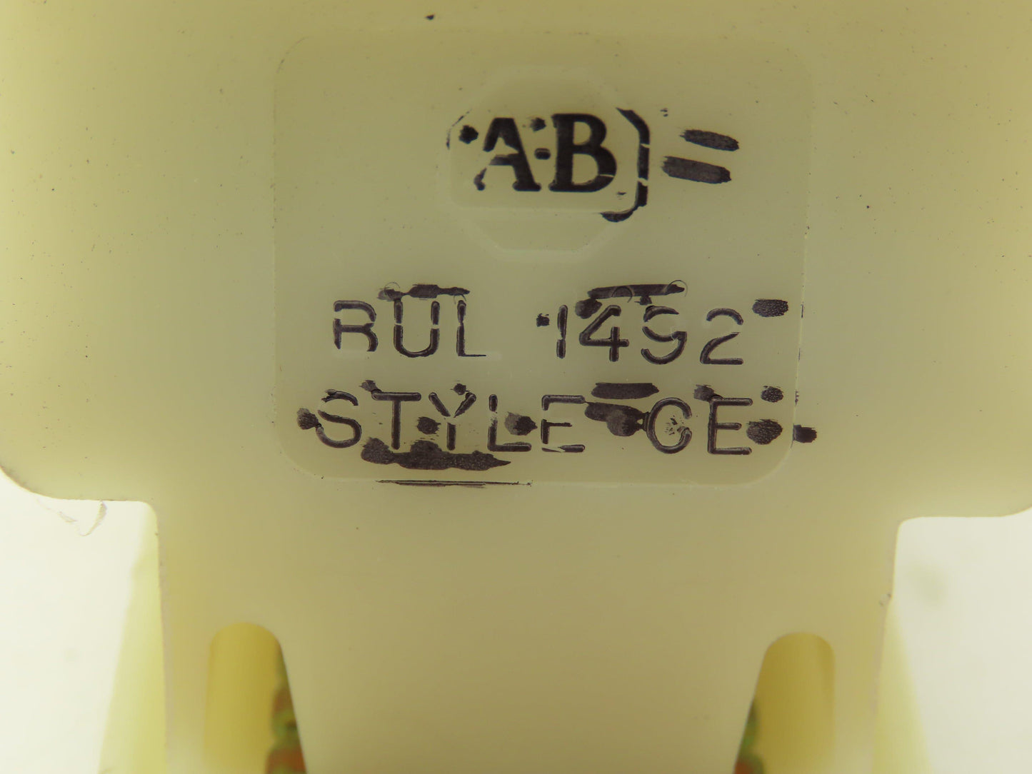 Allen Bradley 1492-CE Terminal Blocks Fuse Holder 10A 600V Skid Lot of 551