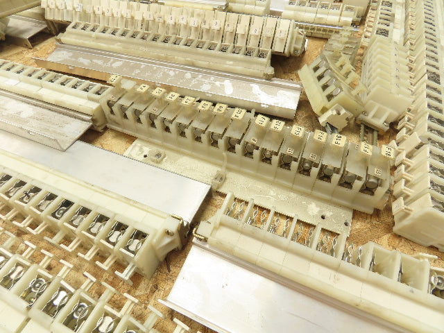 Allen Bradley 1492-CE Terminal Blocks Fuse Holder 10A 600V Skid Lot of 560