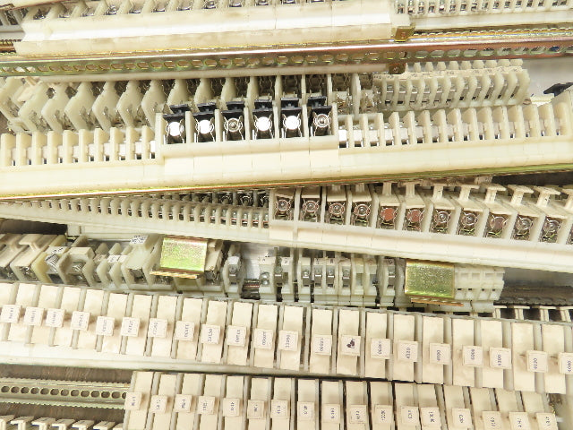 Allen Bradley 1492-CE Terminal Blocks Fuse Holder 10A 600V Skid Lot of 825