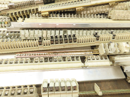 Allen Bradley 1492-CE Terminal Blocks Fuse Holder 10A 600V Skid Lot of 825