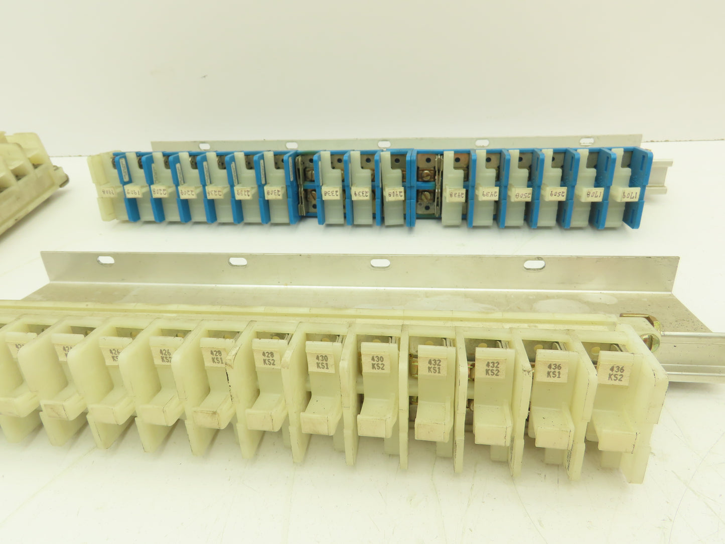 Allen Bradley 1492-CE9 Terminal Block Isolation Switch 10A 600V Lot of 100