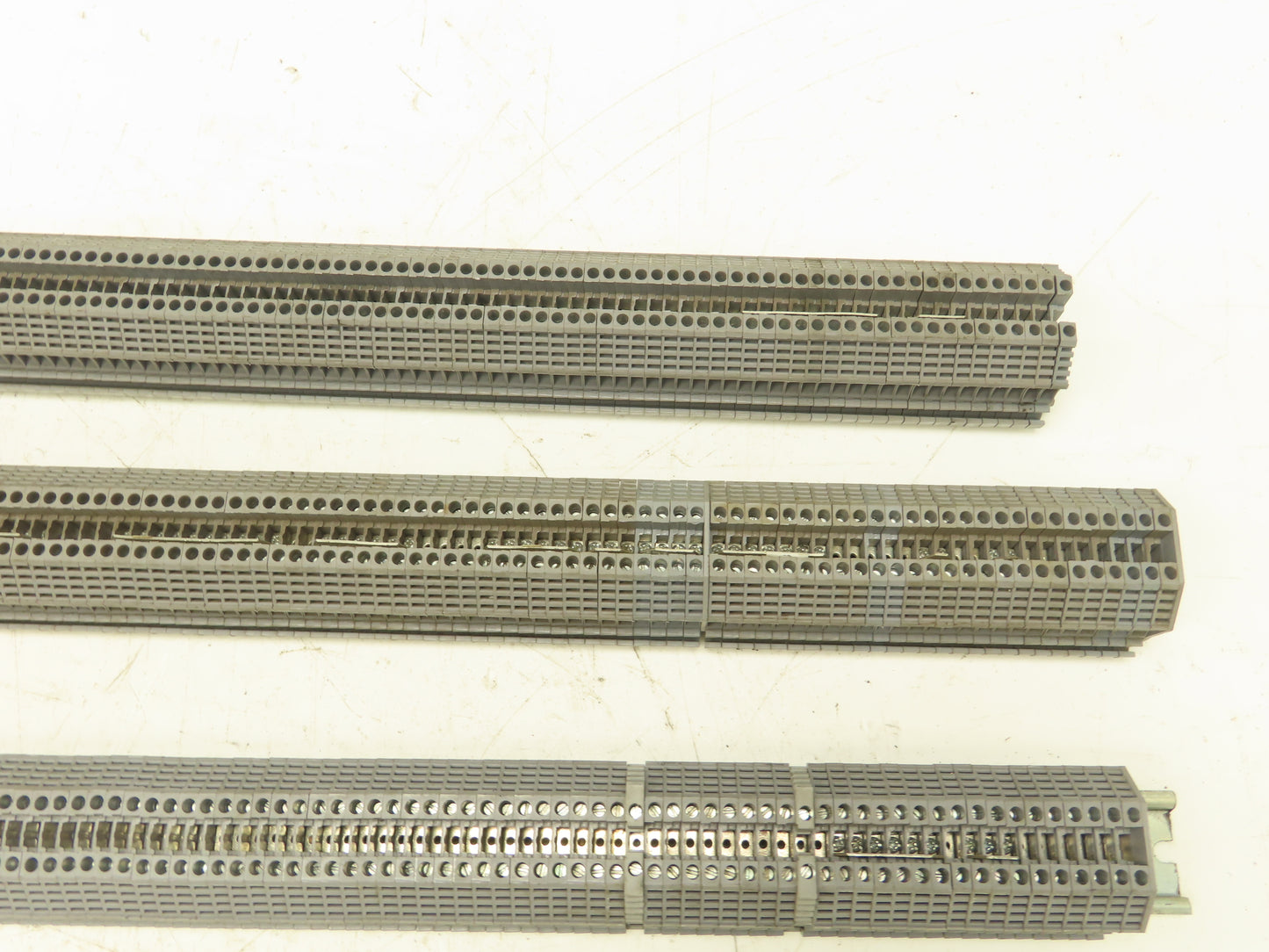 Morsettitalia EURO 2.5 Terminal Block Din Rail 600V 20A Gray Lot of 350