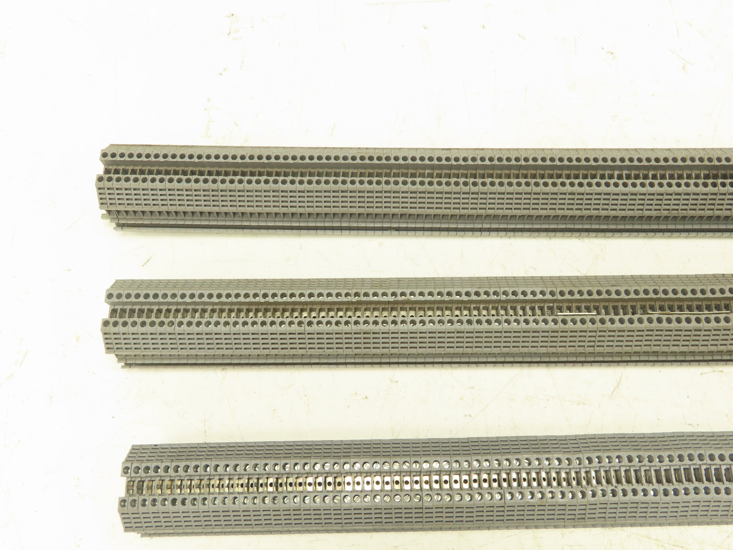 Morsettitalia EURO 2.5 Terminal Block Din Rail 600V 20A Gray Lot of 350