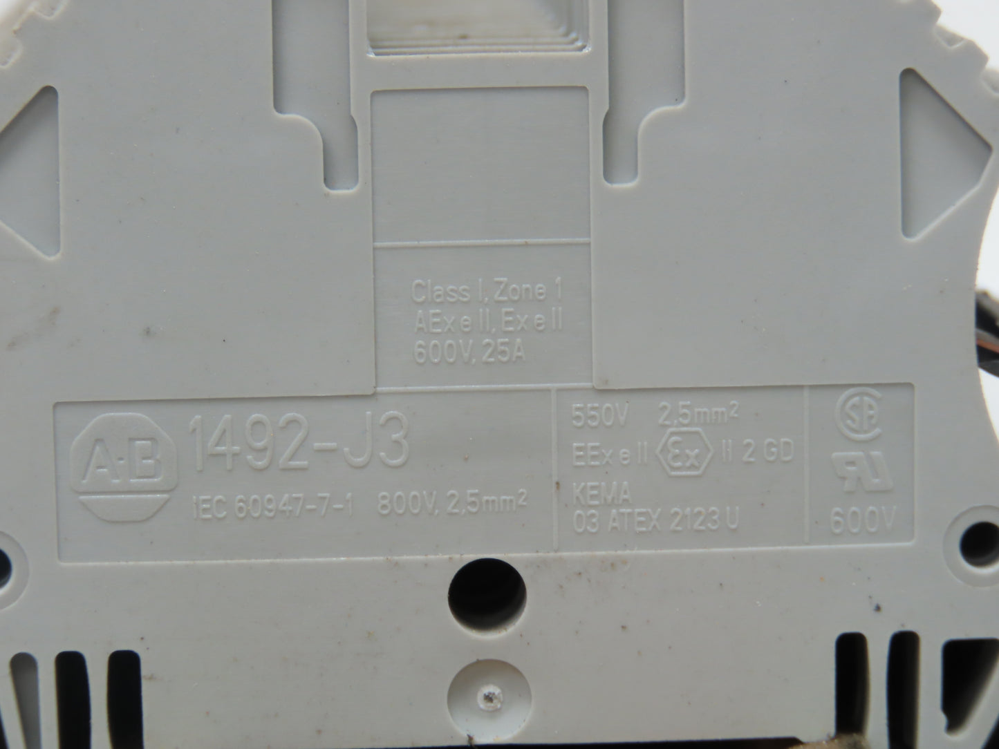 Allen Bradley 1492-J3 Terminal Block 25A 600V AC/DC Gray 2.5mm Lot of 160