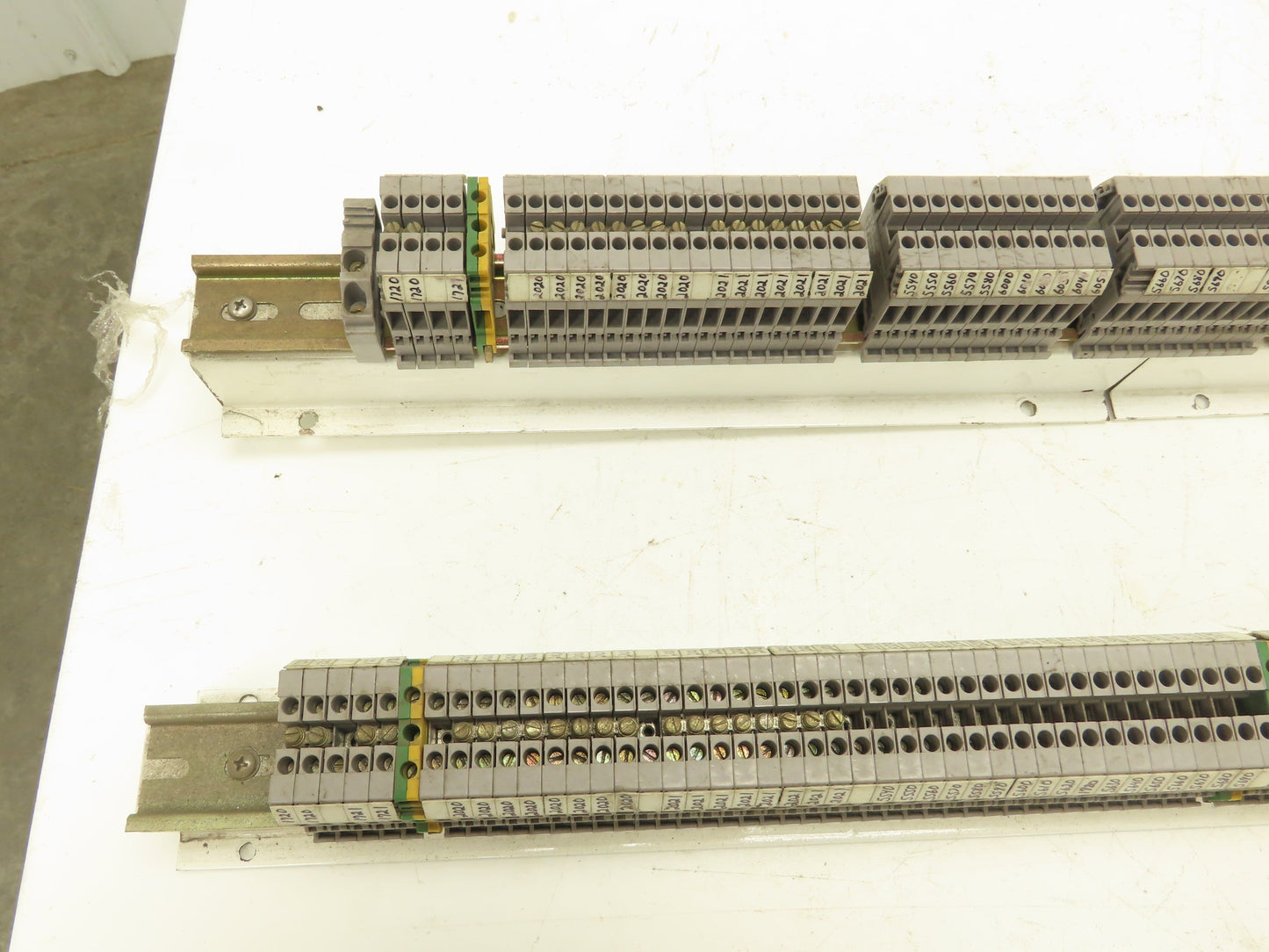 Entrelec M4/6_5116 UK4-T Terminal Block 600V Disconnect Blocks Mixed Lot of 400