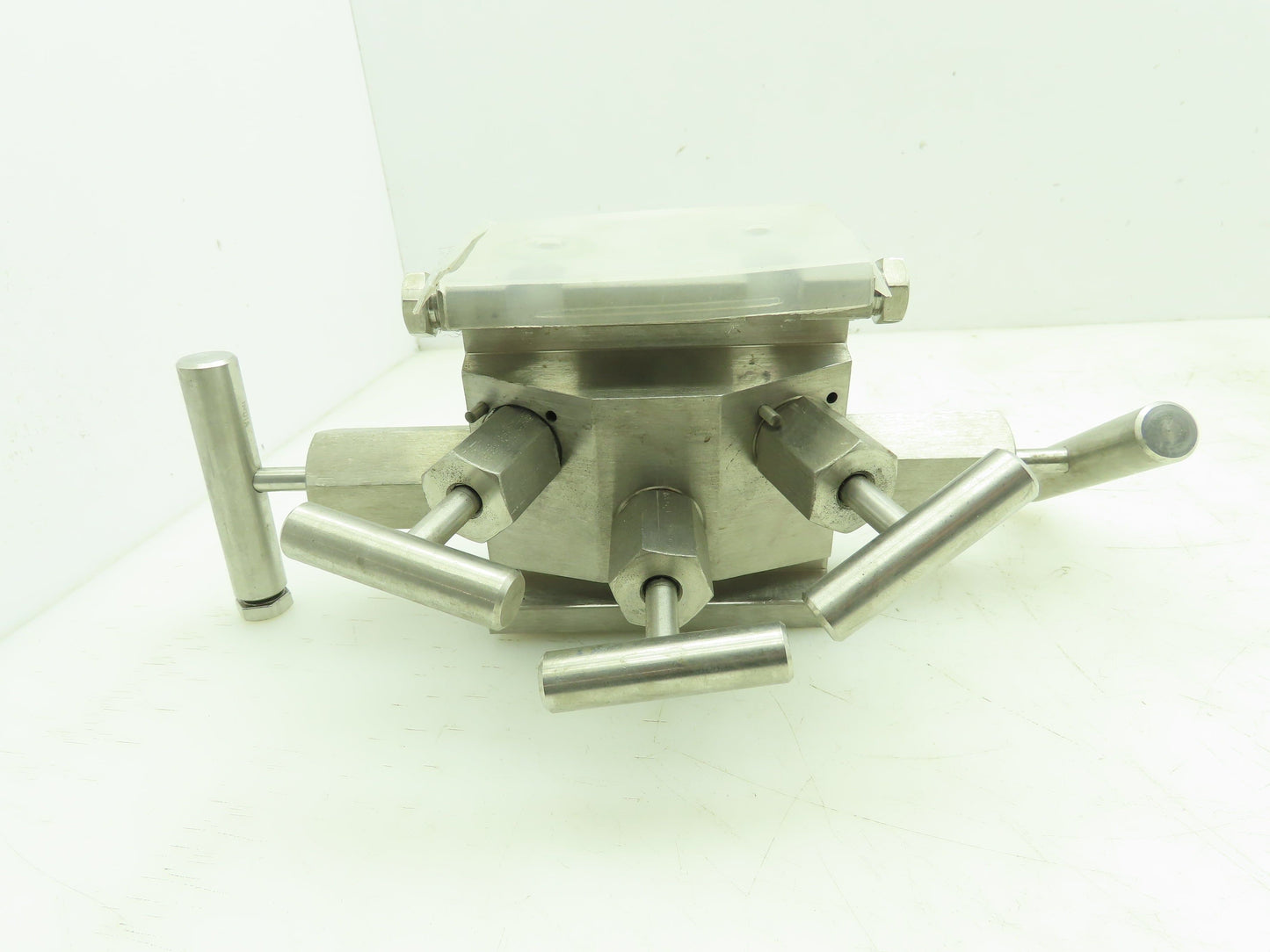 Endress Hauser HEX Stainless Block and Bleed Manifold Valve 1/2"