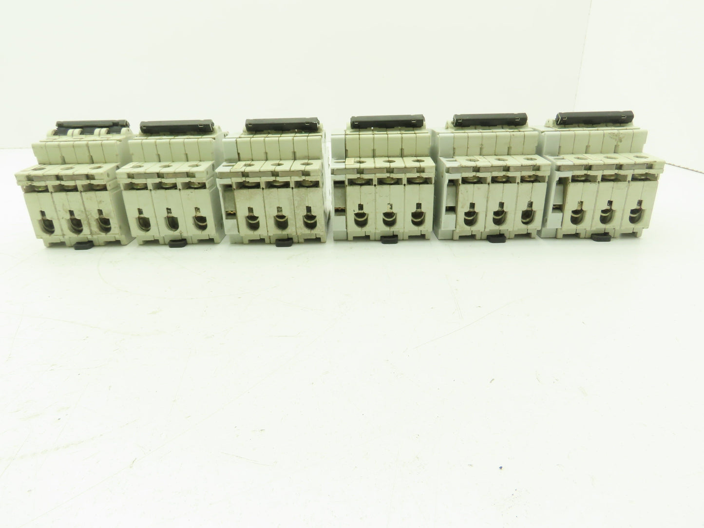 ABB S 28 3 Z63A Circuit Breaker 63A 400V 3P Lot of 6