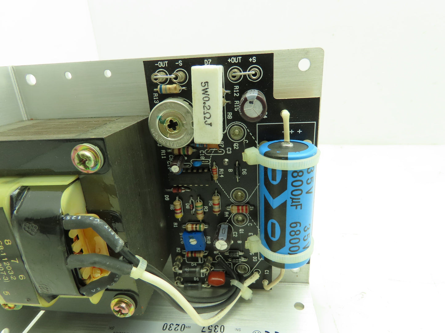 Elpac SS12-3.4 Regulated Power Supply 120/240V - 12V 3.4A Output