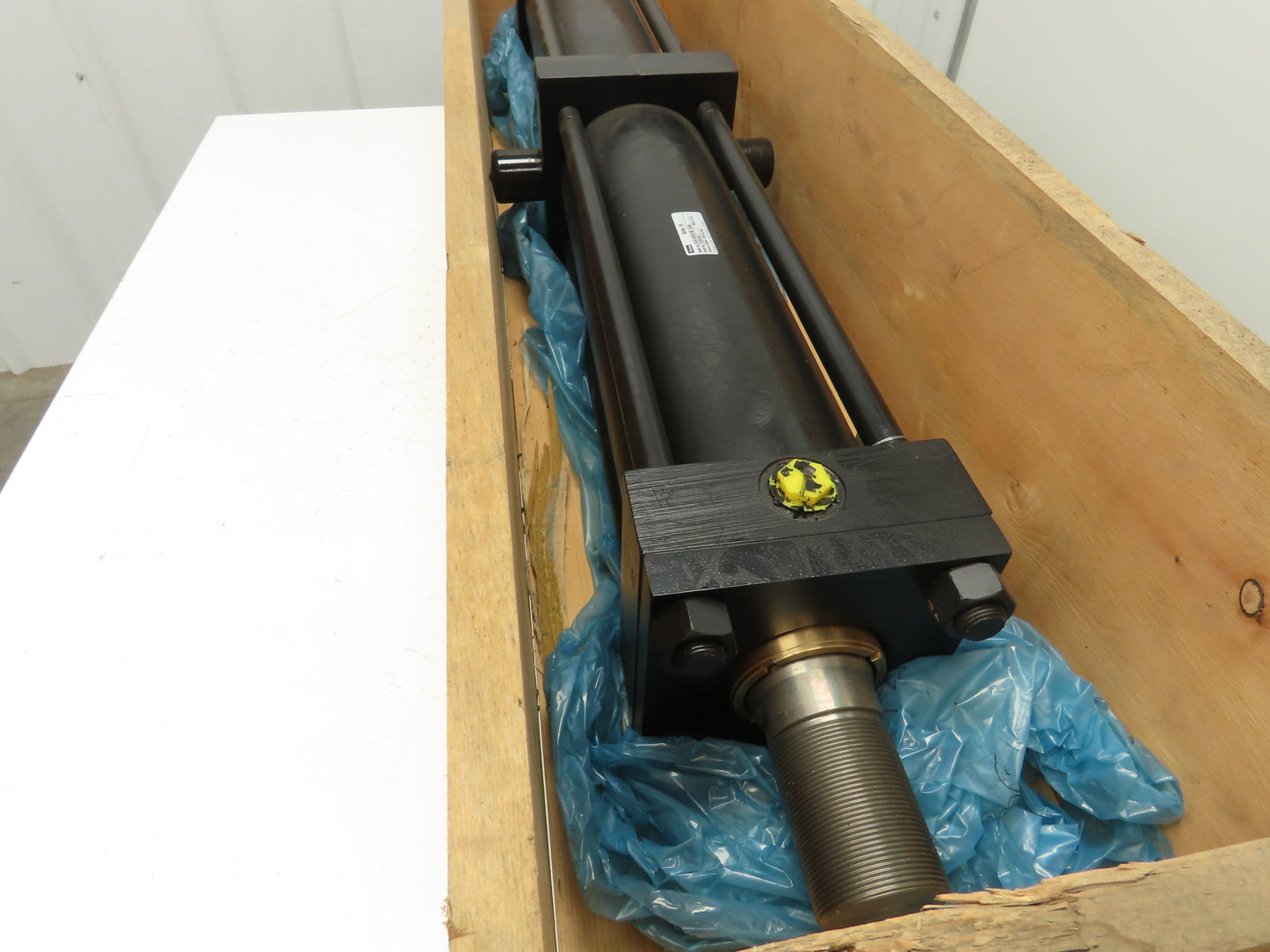 Parker Series 2H Hydraulic Cylinder 5" Bore 36.5" Stroke Trunnion Mount 1200 PSI