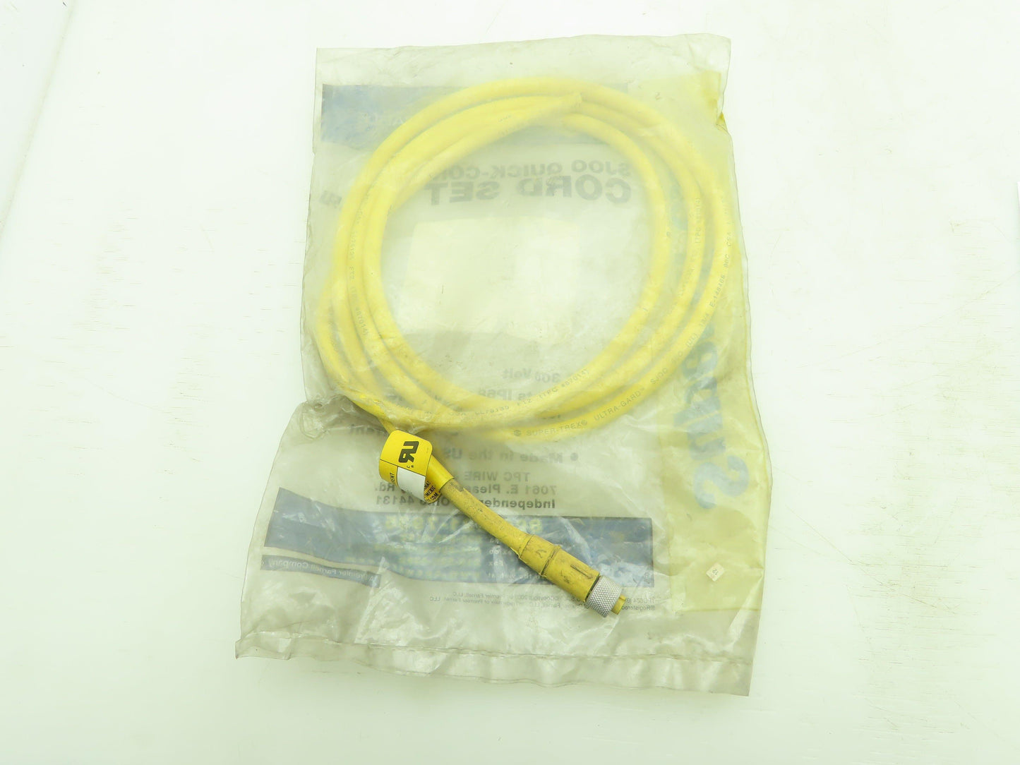 TPC Wire & Cable CF14C25M002 SJOO Quick Connect Cord Set 300V DC 4P Female 2M