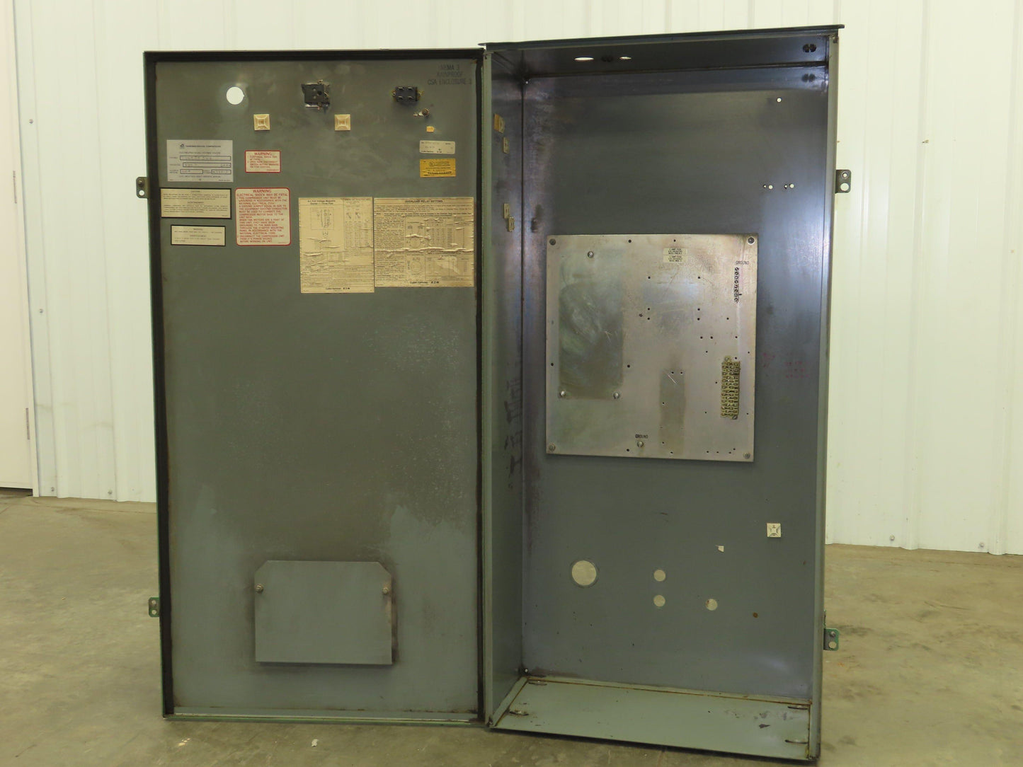 Cuttler Hammer Eaton A999AY257-1C Electrical Enclosure 47x23x10.5" Control Panel