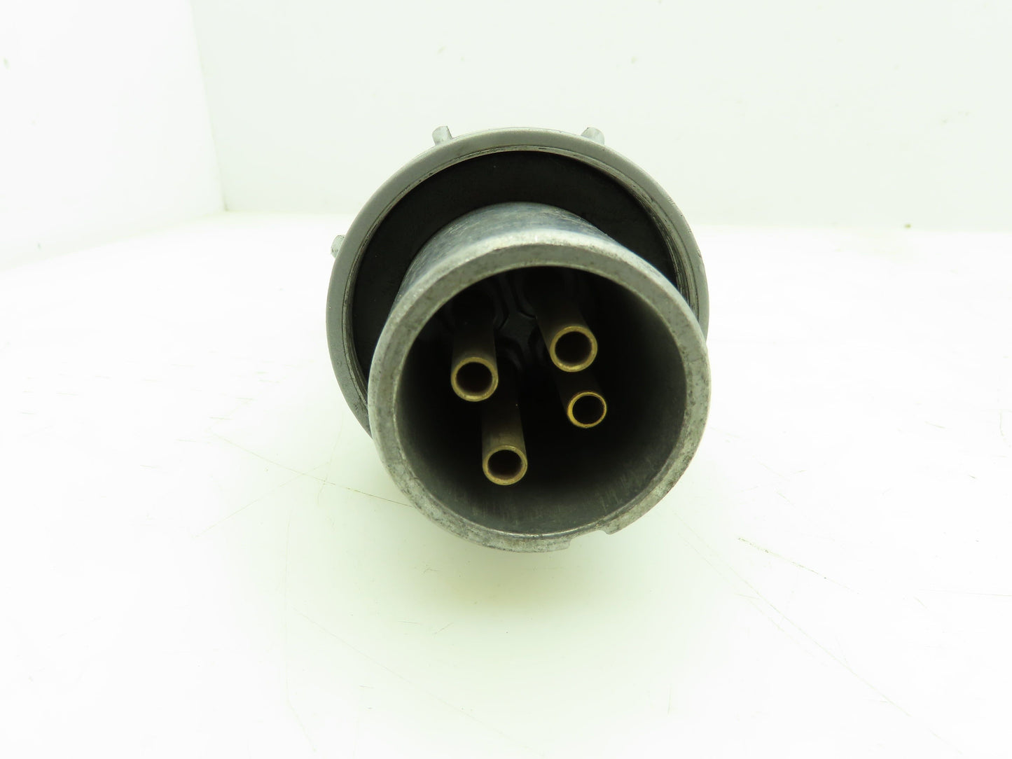 Killark Hubbell VP3485 Pin Sleeve Plug 3W 4P 30A 600V