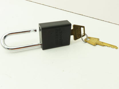 American Lock A1106KABLK Lockout Padlock Black 1-1/2 Shackle Key S02846 Lot of 6