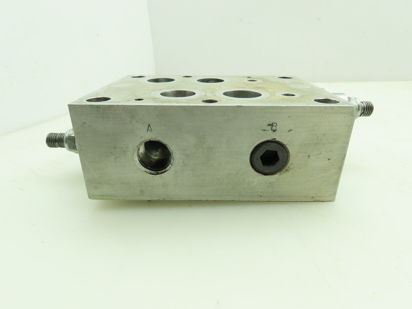 Sun Hydraulics CKY Aluminum Sandwich Valve Manifold w/ Relief Cartridge RPEC-LAN