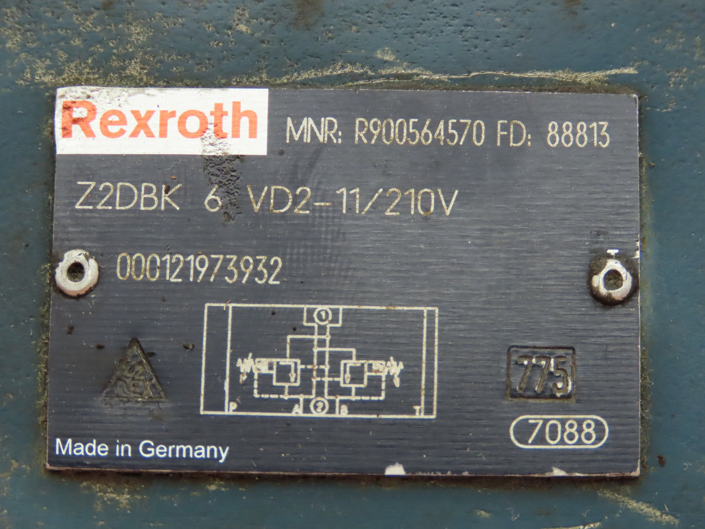 Rexroth Z2DBK 6 VD2-11/210V Hydraulic Pressure Relief Valve Sandwich Plate Sz 6