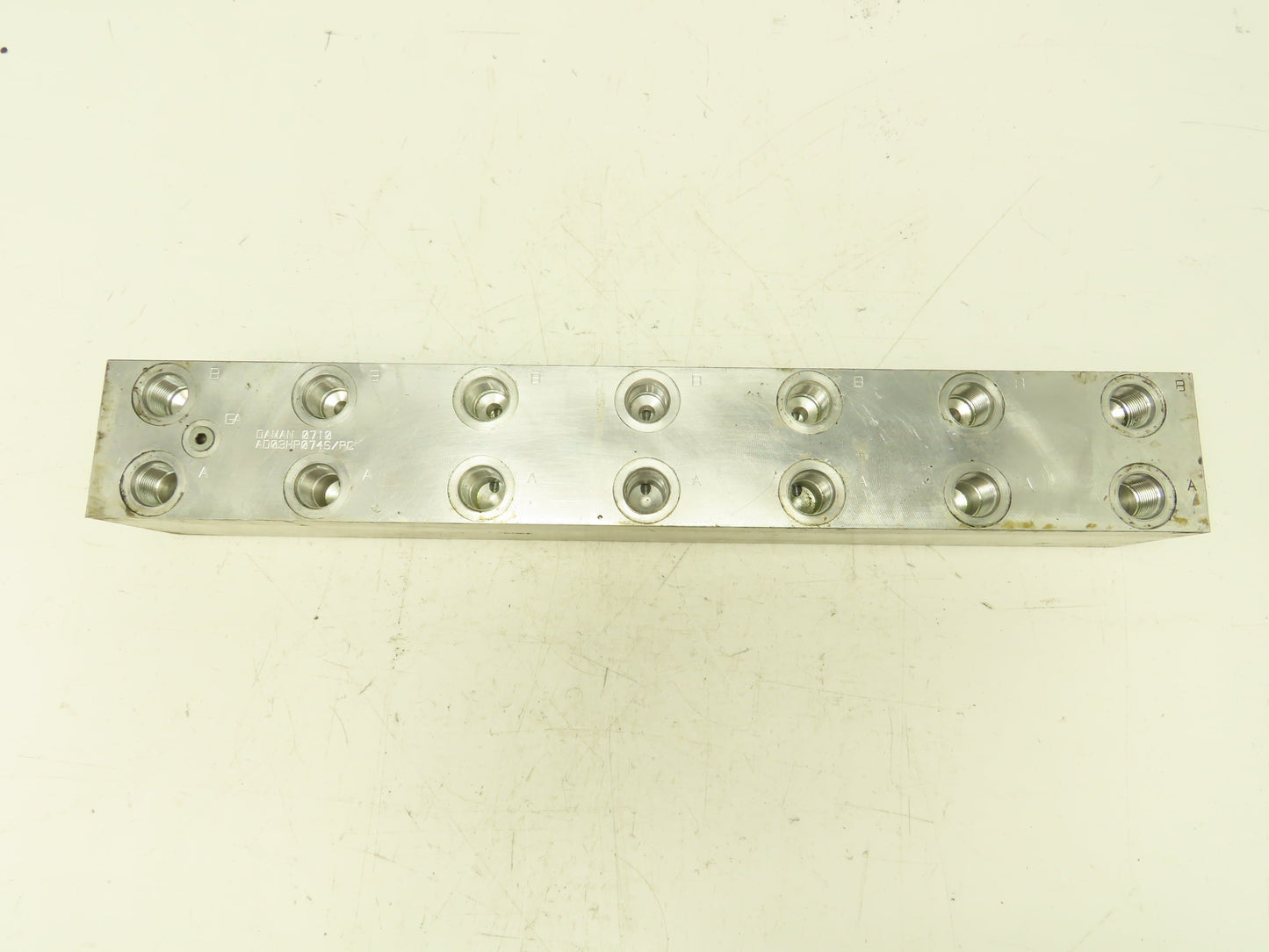 Daman AD03HP074S/PC 7-Station Aluminum Hydraulic Manifold Valve Block D03 SAE