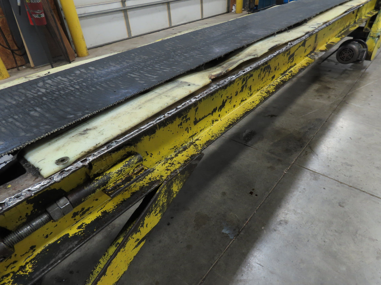 19"x 11' 9" Slider Bed 12" Belt Conveyor 460V 3PH End Drive 56 FPM