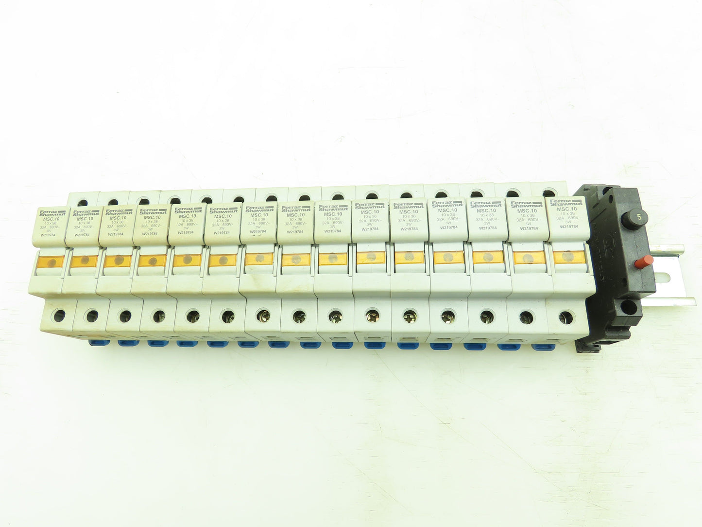 Ferraz Shawmut W219784 Fuse Holder 690V 32A Blown Fuse Indicator Lot of 37