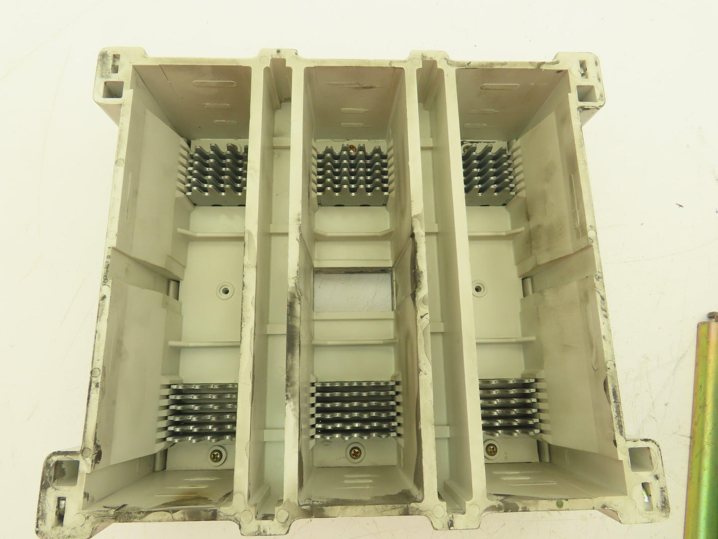 LG GMC-800 MEC Contactor IEC Motor Starter 840A 690V META 120V Coil