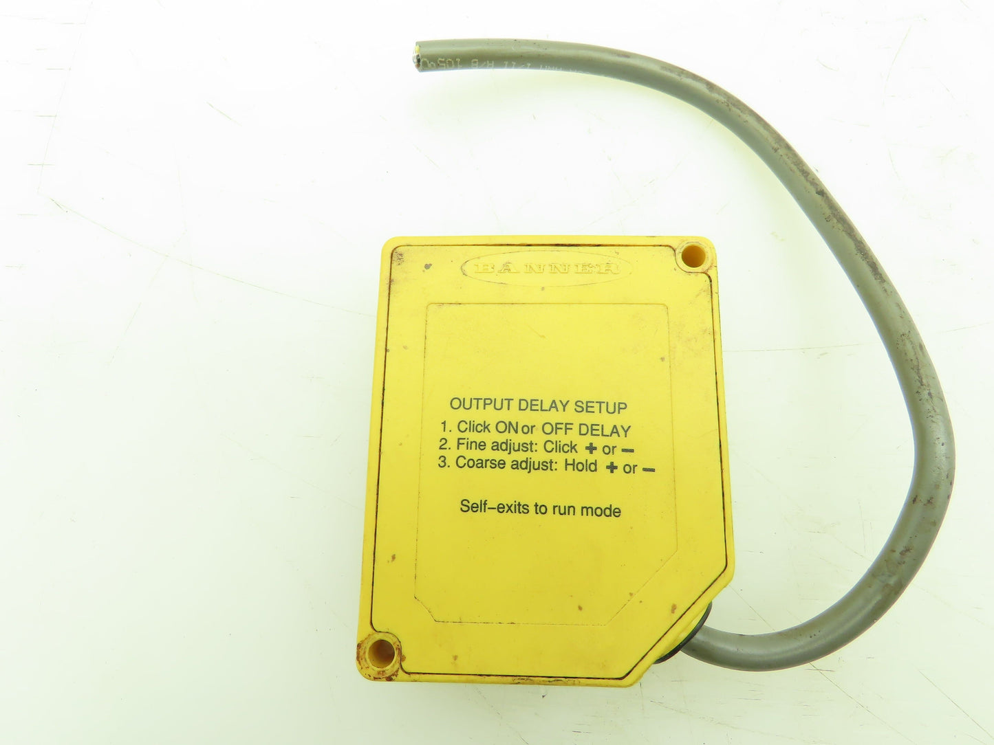 Banner Q60VR3AFV1000 Photoelectric Sensor Q60 Series 2M Range Delay On / Off