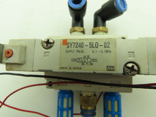 SMC SY7240-5LO-02 Solenoid Spool Valve 2 Position Double Acting 24VDC