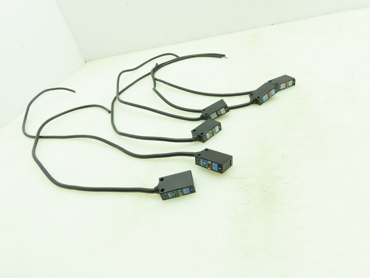 Keyence PZ-51R Photoelectric Sensor Receiver Transmitter Pair PZ Series Lot of 3