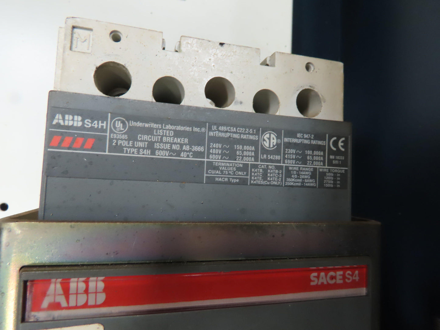 ABB Electrical Enclosure 28x28x14" S4H 2 Pole 250A Disconnect NEMA 12 Wall Mount