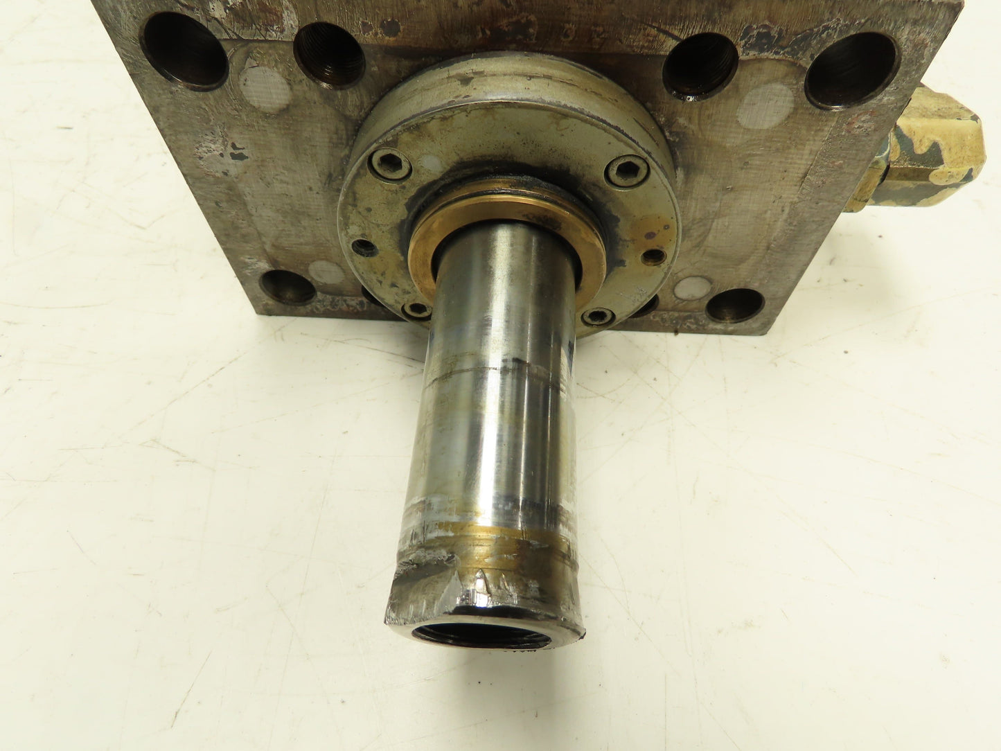 Milwaukee Hydraulic Cylinder 3.5" Bore 14" Stroke Extended Rod