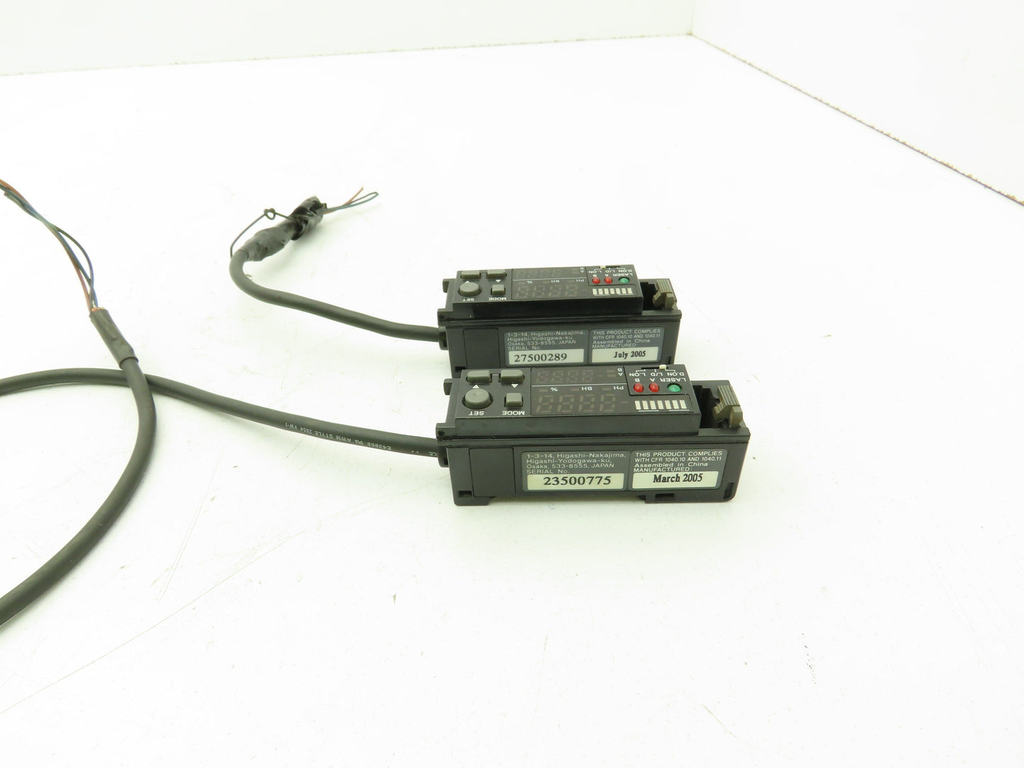 Keyence LV-21AP Digital Laser Sensor Amplifier Main Unit PNP  Lot of 2