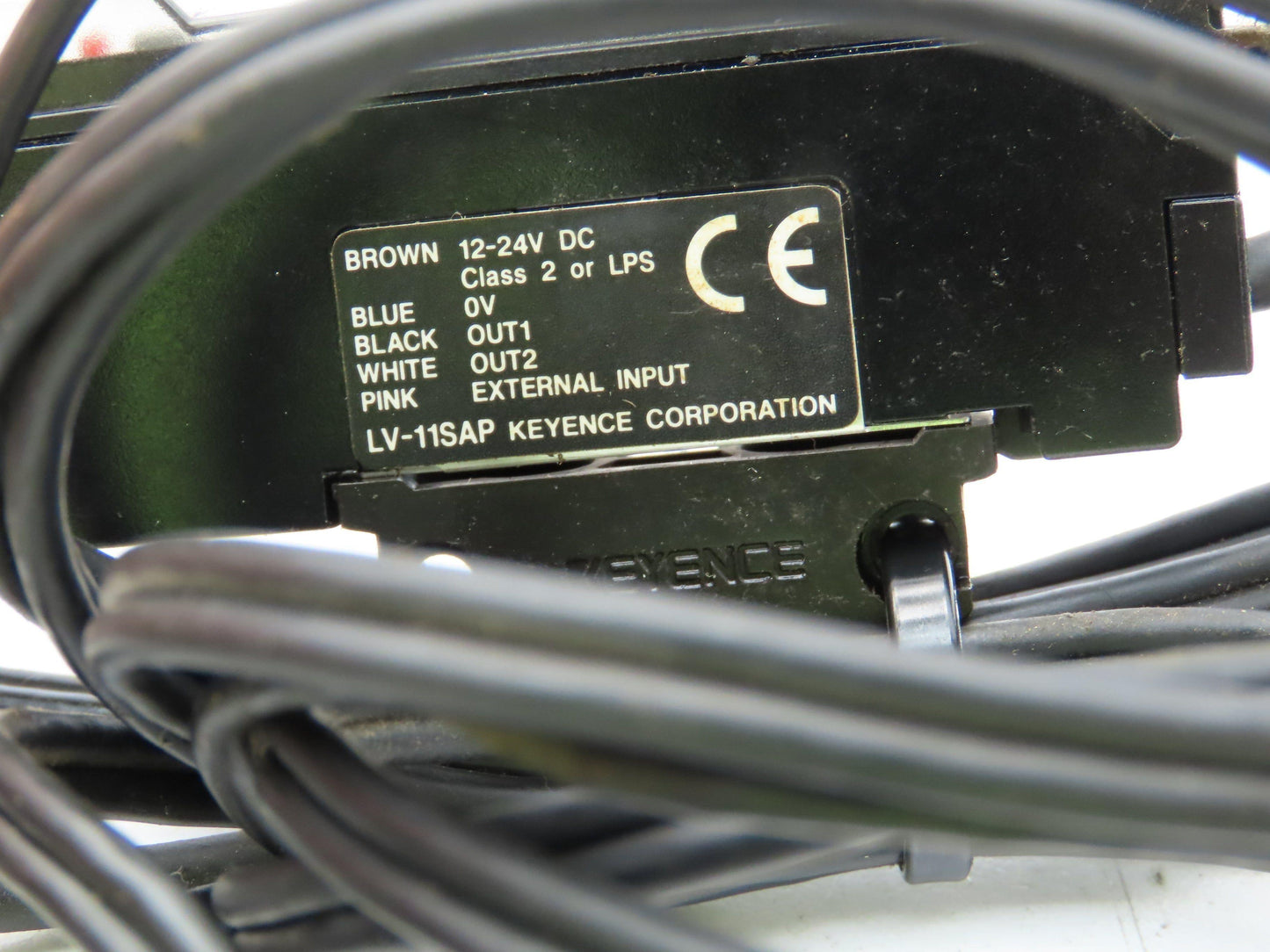 Keyence LV-11SAP Laser Sensor Amplifier with LV-S31 Head 50-200mm