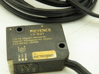 Keyence LV-11SAP Laser Sensor Amplifier with LV-S31 Head 50-200mm