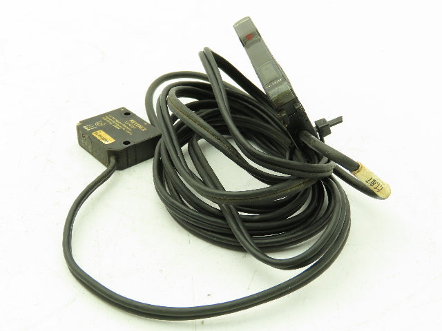 Keyence LV-11SAP Laser Sensor Amplifier with LV-S31 Head 50-200mm