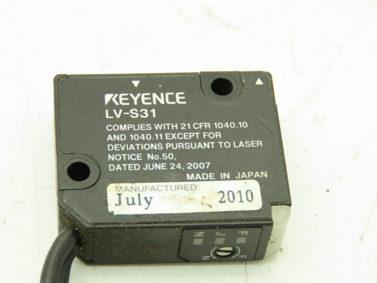 Keyence LV-11SAP Laser Sensor Amplifier with LV-S31 Head 50-200mm