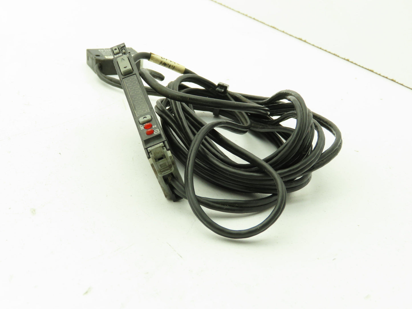 Keyence LV-11SAP Laser Sensor Amplifier with LV-S31 Head 50-200mm